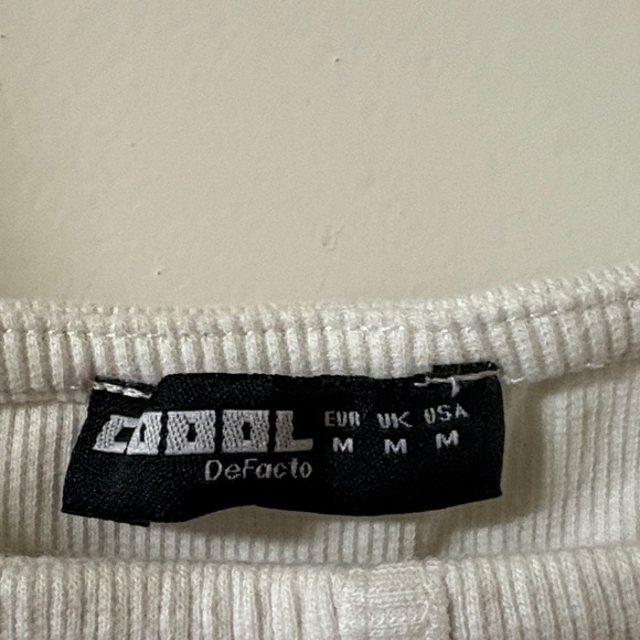 White Ribbed Crop Top - Picture 2 of 3